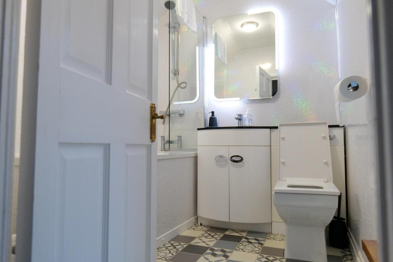 Broadway Belfast! Central Location! Sleeps 6! Exteriér fotografie